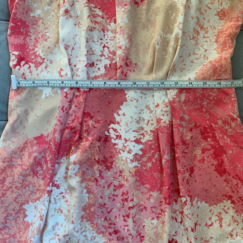 Loft Dress - Picture 4 of 7